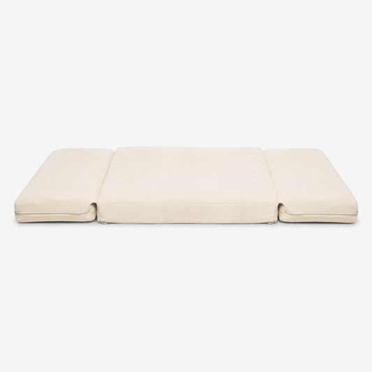 The Voyager Travel Bed — Elm & Tail